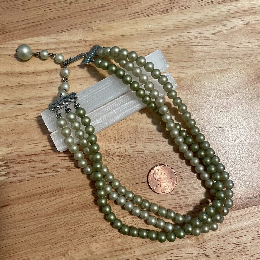 Vintage 3 Strand Beaded Ombre Pale Green Necklace